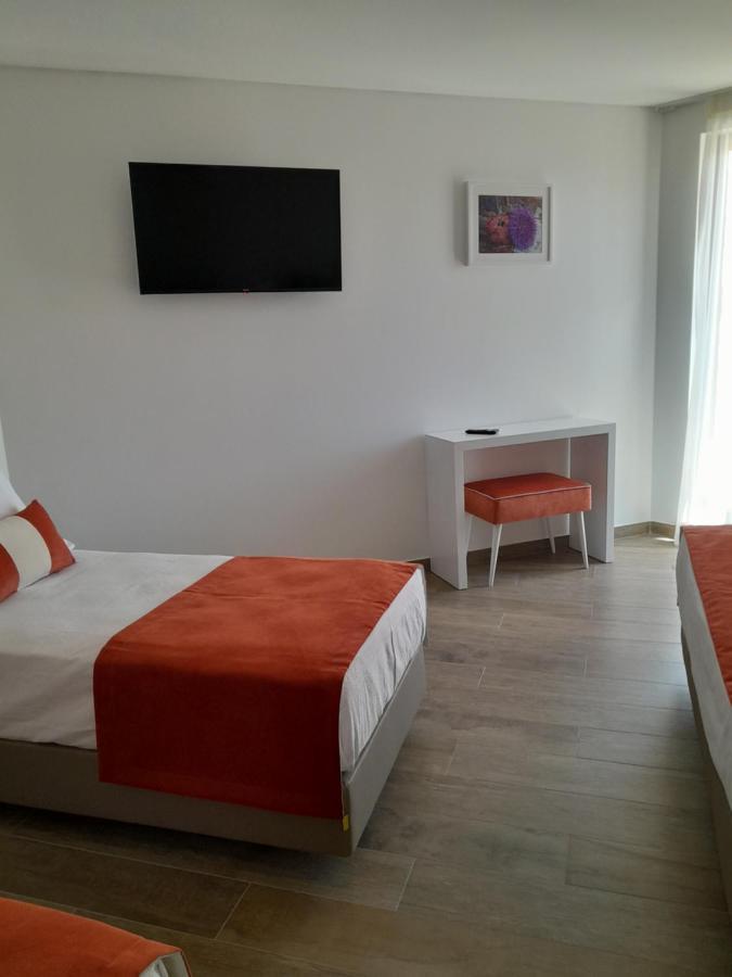 Algarpapa Rooms Armacao de Pera Bagian luar foto