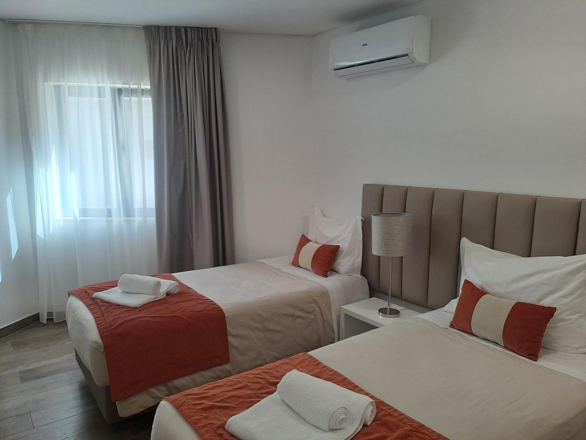 Algarpapa Rooms Armacao de Pera Bagian luar foto