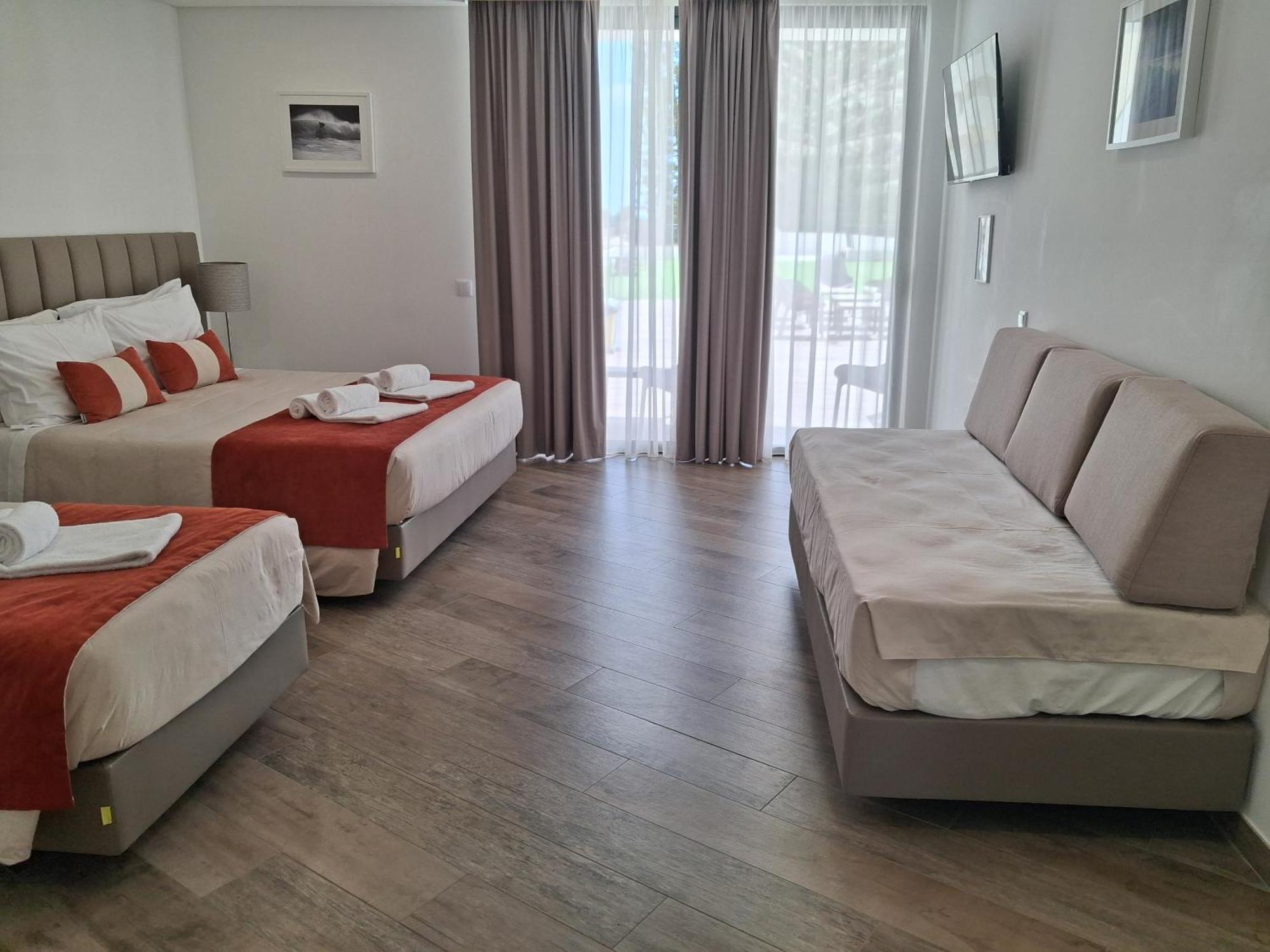 Algarpapa Rooms Armacao de Pera Bagian luar foto